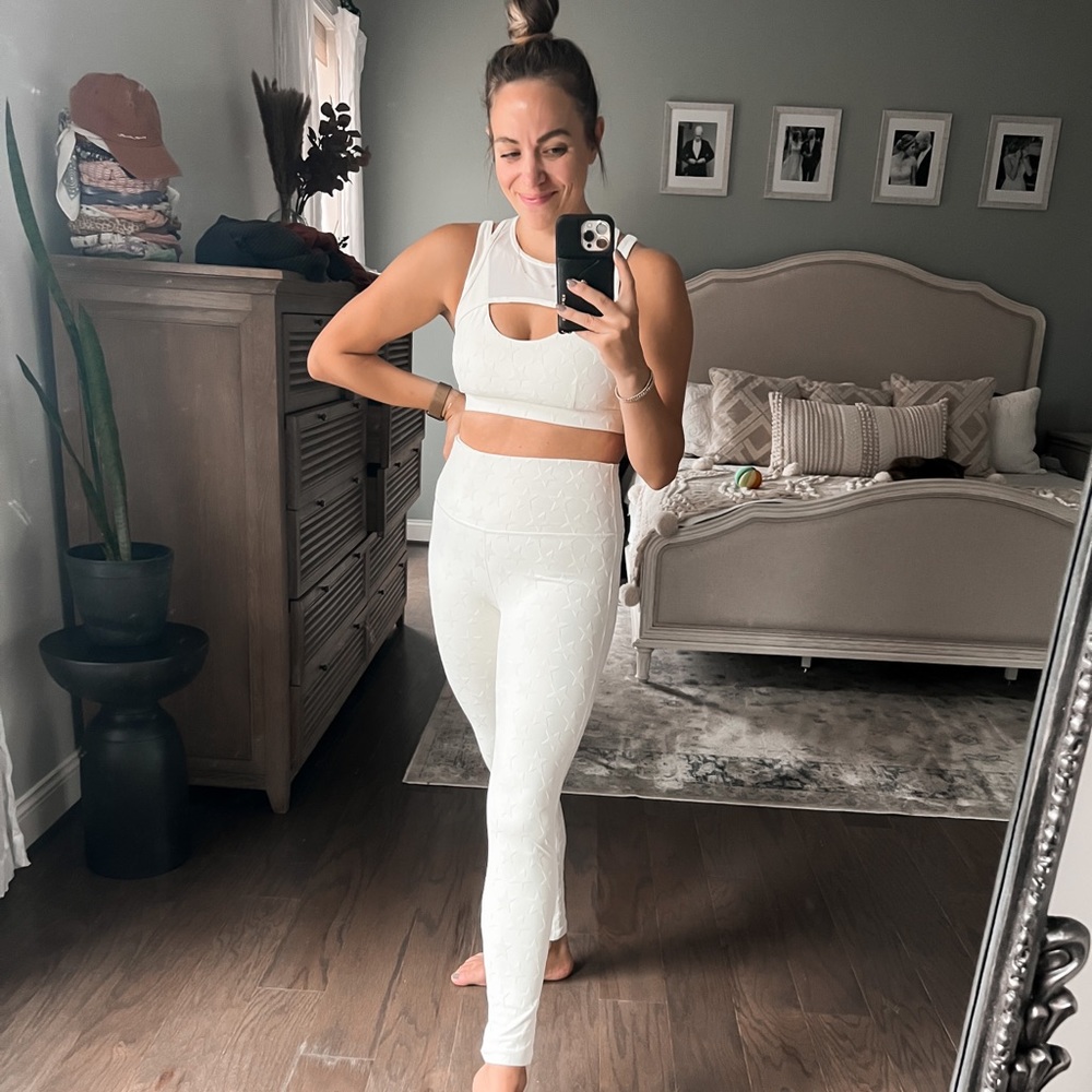 Mono b cream workout set with embroidered stars size medium